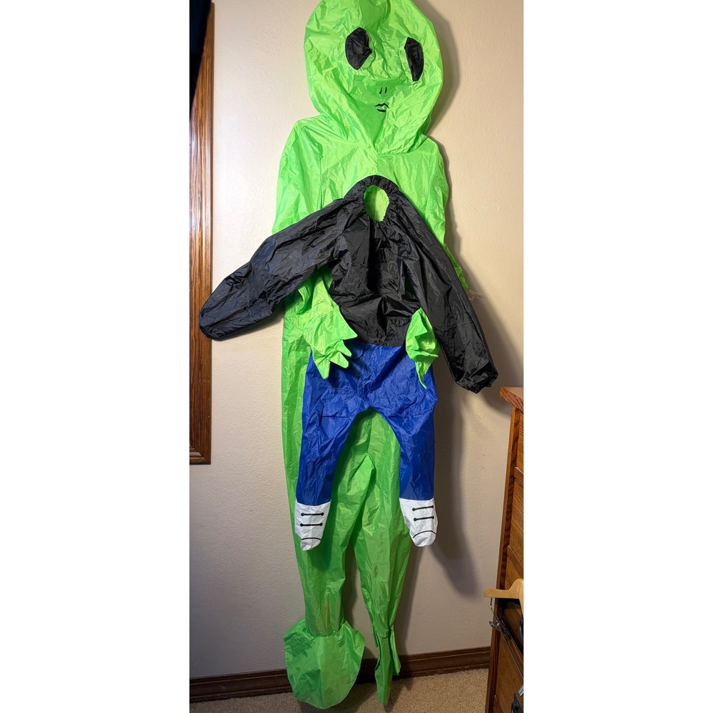 Green Alien Inflatable Costume Adult Halloween Cosplay Blow Up Suit Fan Included